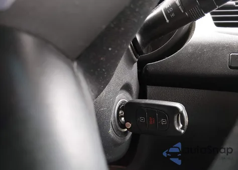 2011 Kia Soul + из США, поврежденный, VIN KNDJT2A26B7300577